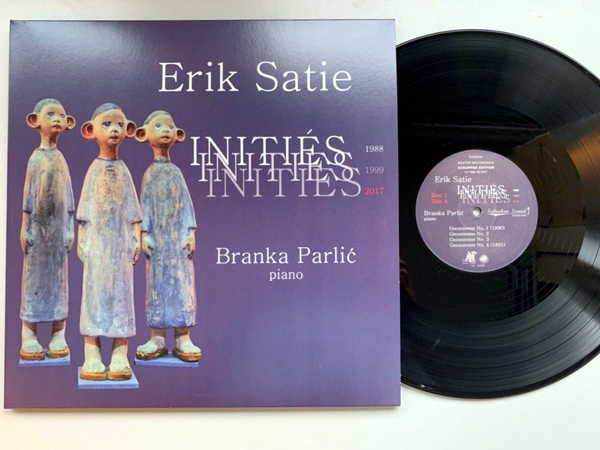 Satie Vinyl 1